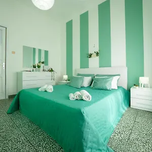 casa-sofia-catania.catania-hotels.net/